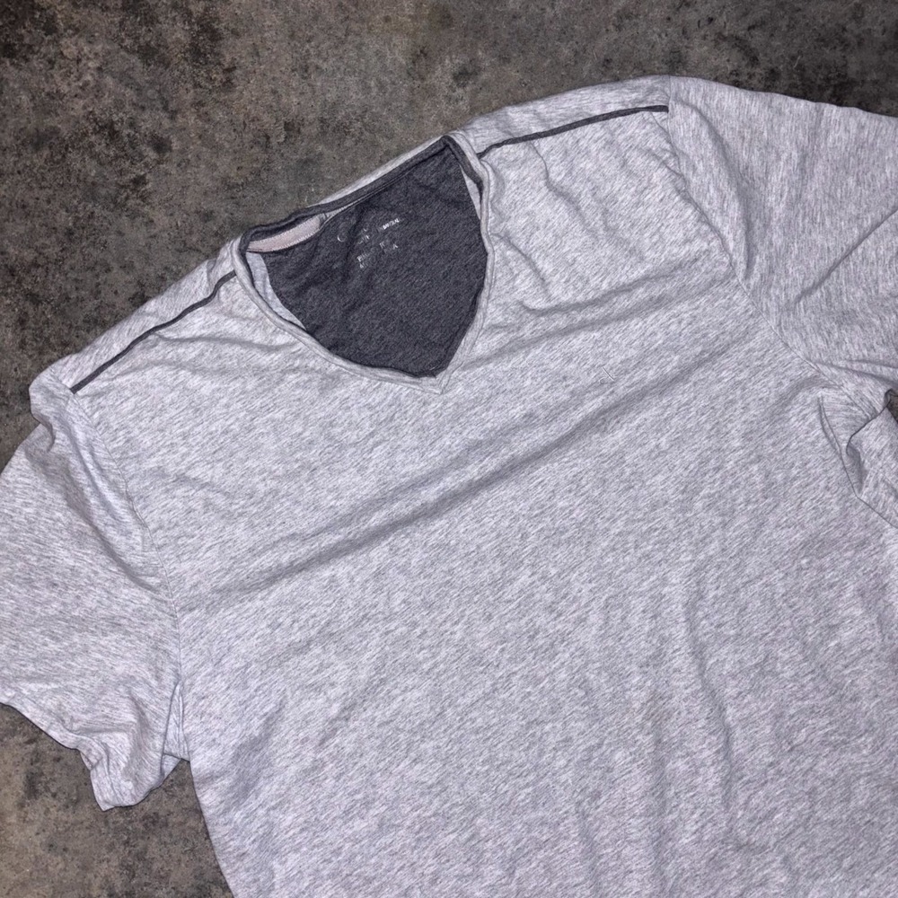 Calvin Klein T Shirt Men Large Gray Cotton Side Slit Performance Casual V Neck